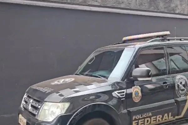 PF prende grupo que usava falso 0800 para roubar contas bancárias