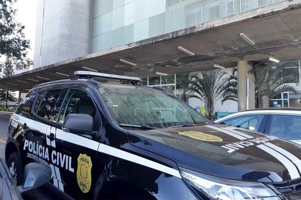 Operação investiga desvio de materiais hospitalares da Saúde do DF