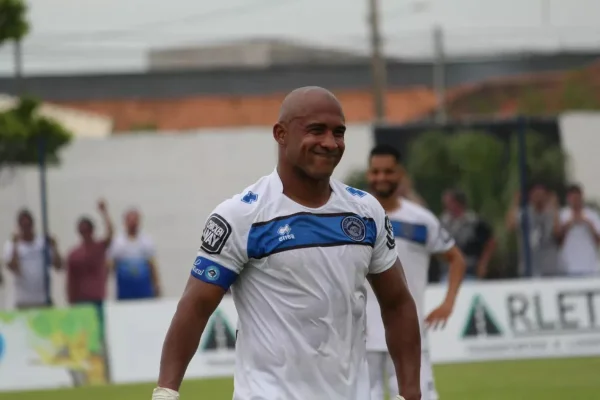 Brasão, ex-atacante do Santa Cruz, é morto a tiros em Santa Catarina