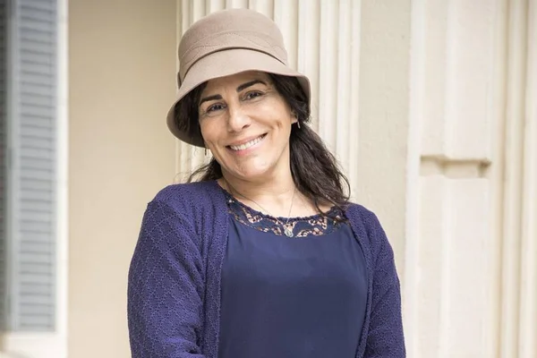 Gloria Pires ganha surpresa de Dia das Mães e se emociona