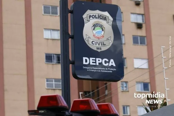 Homem sequestra adolescente na rua, leva para casa e a estupra no MS