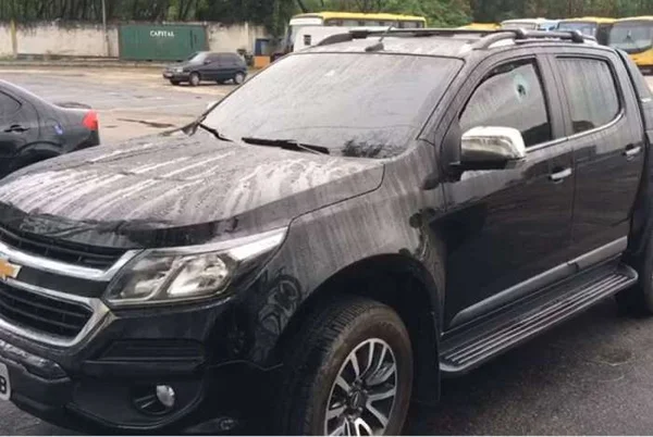 Chinês é morto com tiro na cabeça em arrastão no RJ