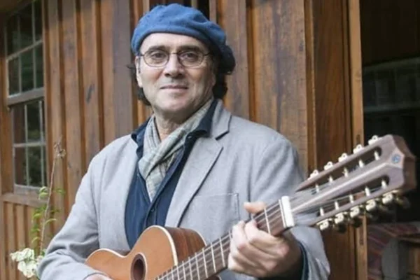Foto colorida de Almir Sater - Metrópoles
