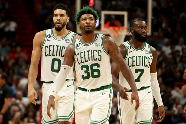 Jayson Tatum, Marcus Smart e Jaylen Brown - Metrópoles
