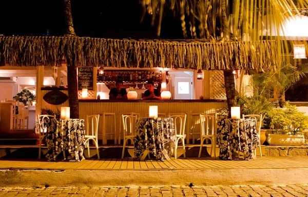 Um guia dos melhores restaurantes e comidas de Búzios
