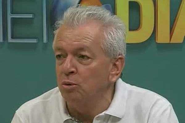 Adolfo Campos no ar