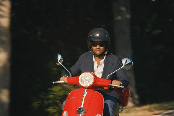 “Master of None” volta para segunda temporada na Netflix