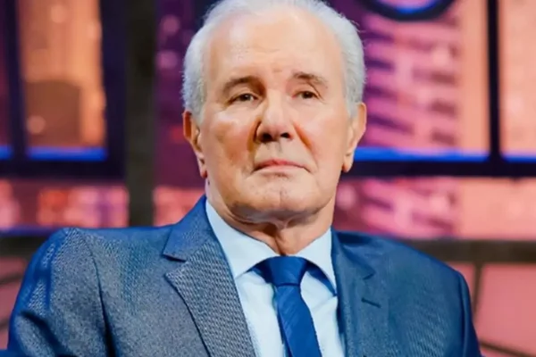 Apresentador Celso Freitas
