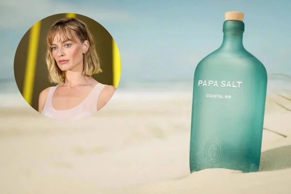 montagem de garrafa de gin com imagem da atriz Margot Robbie