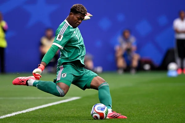 Zion Suzuki, goleiro da seleção japonesa