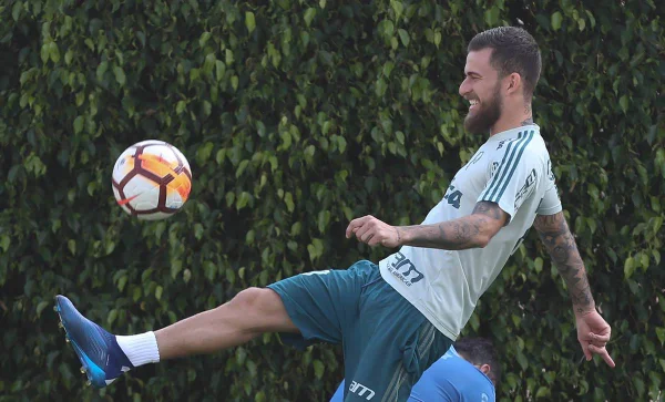 Lucas Lima afastado