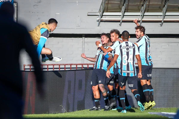 Grêmio empata com Caxias na primeira decisão do Campeonato Gaúcho