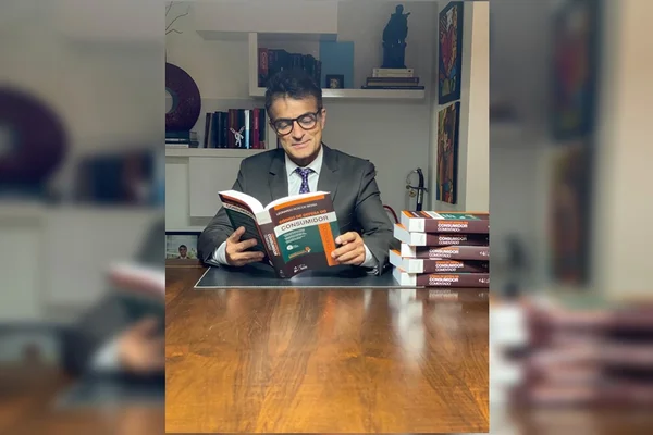 Leonardo Bessa lança novo Código de Defesa do Consumidor Comentado