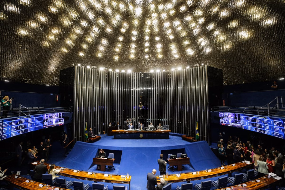 Senadores iniciam sessão que discute o projeto de lei nº 2.628, chamado de “ECA Digital”, que cria regras para a proteção de crianças e adolescentes em ambientes digitais Metropoles adultizacao 1
