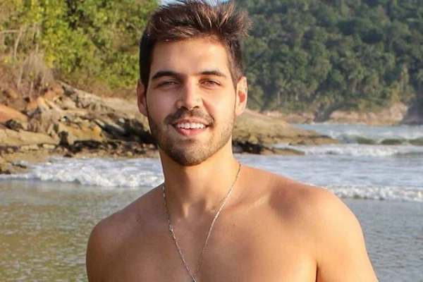 Leonardo Lacerda do De Férias com o EX