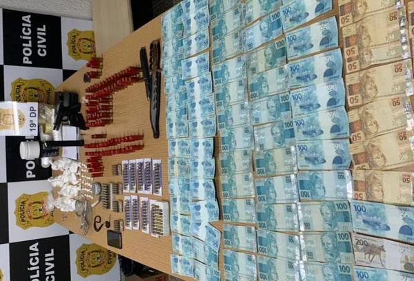 Traficante é preso com dinheiro, drogas e papagaios clandestinos no DF