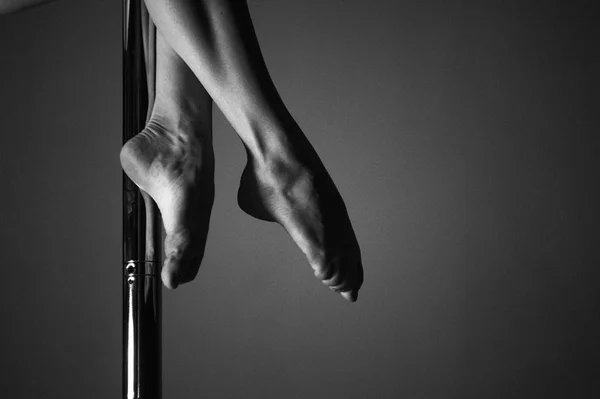 Pole dance