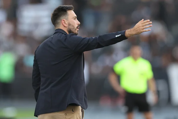 Davide Ancelotti - treinador do Botafogo