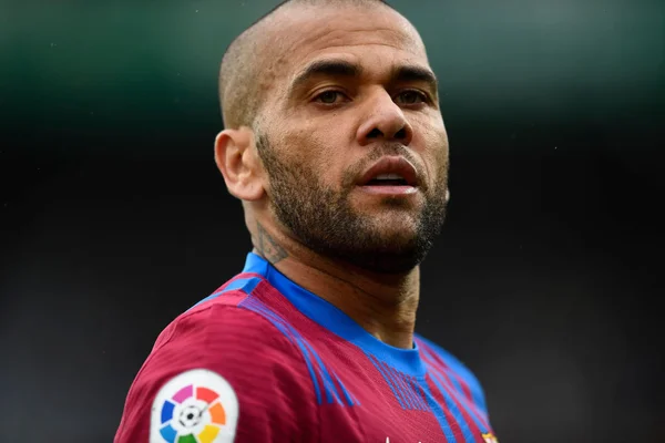 Advogado de Daniel Alves, suspeito de estupro, acha prisão exagerada