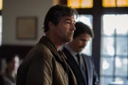Kyle Chandler como Hal Jordan na série Lanternas, da HBO Kyle Chandler como Hal Jordan na série Lanternas, da HBO