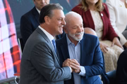Presidente Lula e ministro Carlos Fávaro, da Agricultura