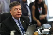 Pré-candidato ao Senado por Minas, Carlos Viana Pré-candidato ao Senado por Minas, Carlos Viana