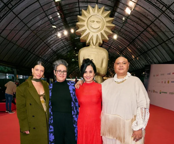 Elenco e equipe de produção de Cidade; Campo
