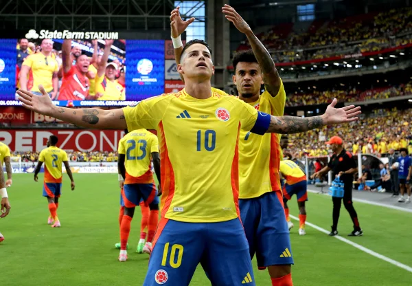 Foto colorida de James Rodríguez e Luis Diaz - Metrópoles