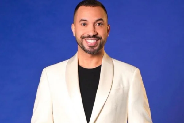 Gil do Vigor recorda primeira vez aos 27 anos: "Um caos, muito ruim" - Metrópoles