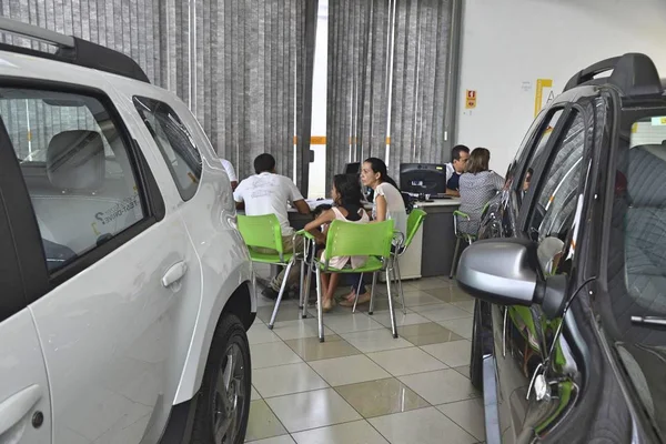 Comércio de carros usados no DF cresceu 12% no passado