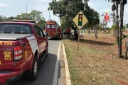 O ciclista foi socorrido por bombeiros