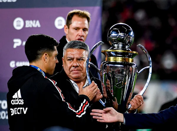 Imagem colorida de Claudio Tapia - Metrópoles