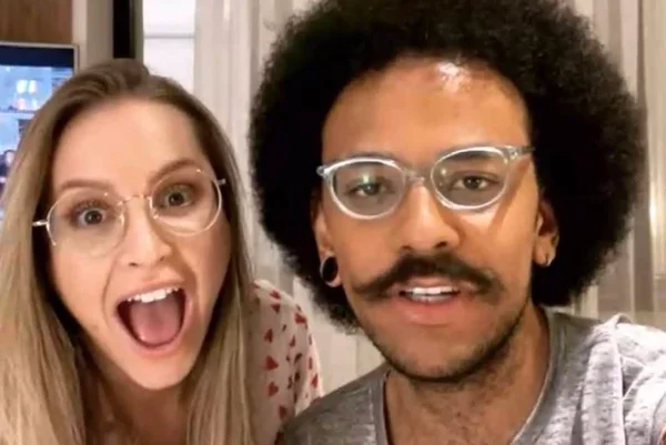 João e Carla se reencontram após BBB21