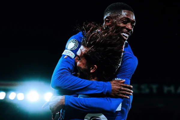 Com hat-trick de Ferran, PSG goleia Slovan Bratislava na Champions League - destaque galeria