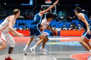 Após vencer os canadenses, a Argentina enfrenta o Brasil na final da Copa América de Basquete