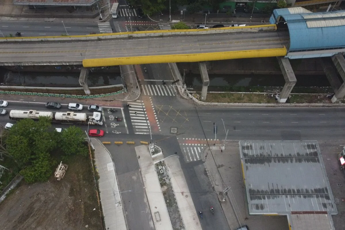 Trecho de obra do BRT que liga ao ABC, na zona sul de SP Trecho de obra do BRT que liga ao ABC, na zona sul de SP