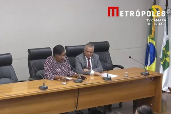 Pré-feriado, deputados faltam e reunião na CLDF só dura 20 segundos