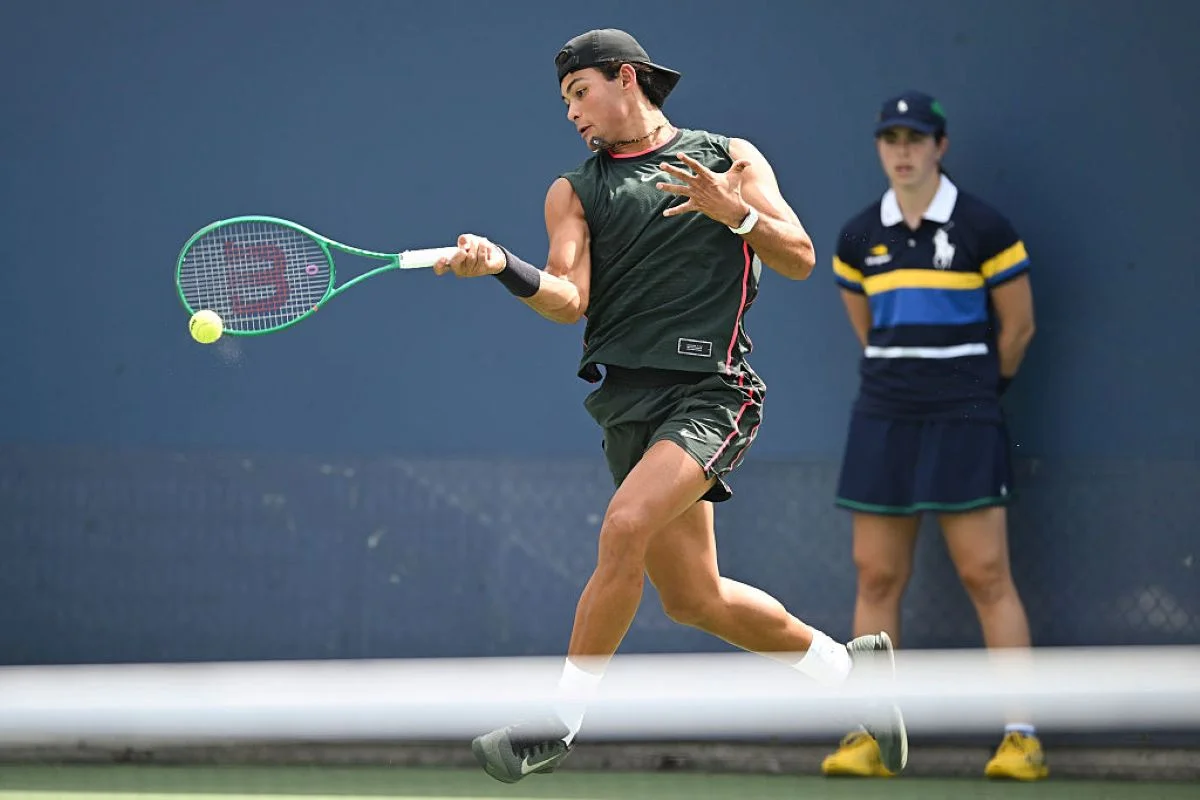 Guto Miguel chega a final do US Open juvenil Guto Miguel chega a final do US Open juvenil