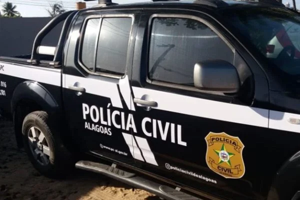 Imagem colorida mostra viatura da Polícia Civil do Alagoas (PCAL) - Metrópoles