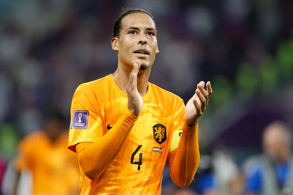 Van Dijk: “Pelé é um ícone do esporte e nunca será esquecido”