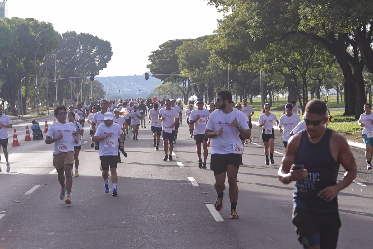 Atletas disputam a prova de 5 km do Metrópoles Esportes - Metrópoles Atletas disputam a prova de 5 km do Metrópoles Esportes - Metrópoles