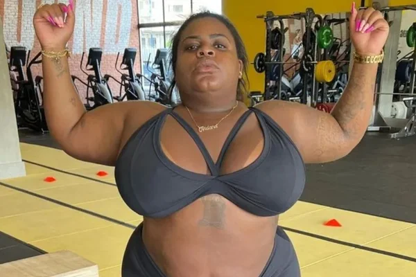 Jojo surpreende com antes e depois da dieta: “Falador passa mal”