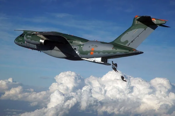 Avião da Embraer com a Boeing vai se chamar C-390 Millennium