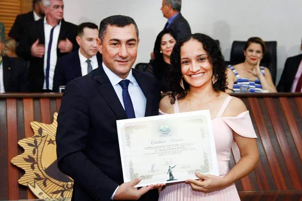 Campeão de gastos na Câmara, Jesus Sérgio (PDT-AC) investiu pesado em campanha da mulher
