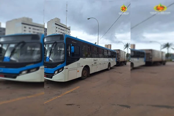 Ônibus furtado em terminal da Asa Norte