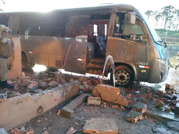 Botijão de gás hélio explode e homem morre em Santa Catarina