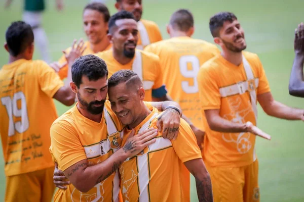 Brasiliense goleia o Gama e vai invicto para a final do Candangão