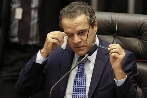 Justiça Federal mantém prisão do ex-ministro Henrique Alves