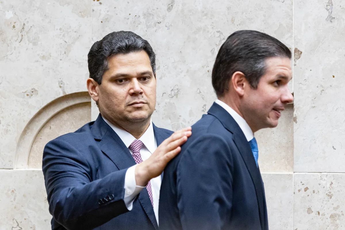 Avanço do PL deixa dúvidas sobre futuro de Motta e Alcolumbre no Congresso