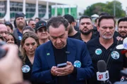 Cury fala com jornalistas após ato no STF Cury fala com jornalistas após ato no STF